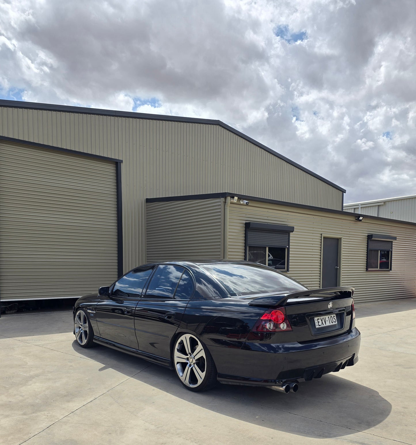 20" VY GTS Hammerhead Shadow Chrome Wheels