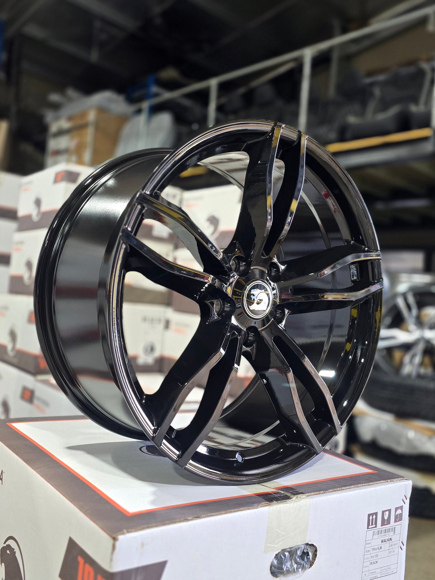 20" Rapier Wheels in Gloss Black, Staggered Fit