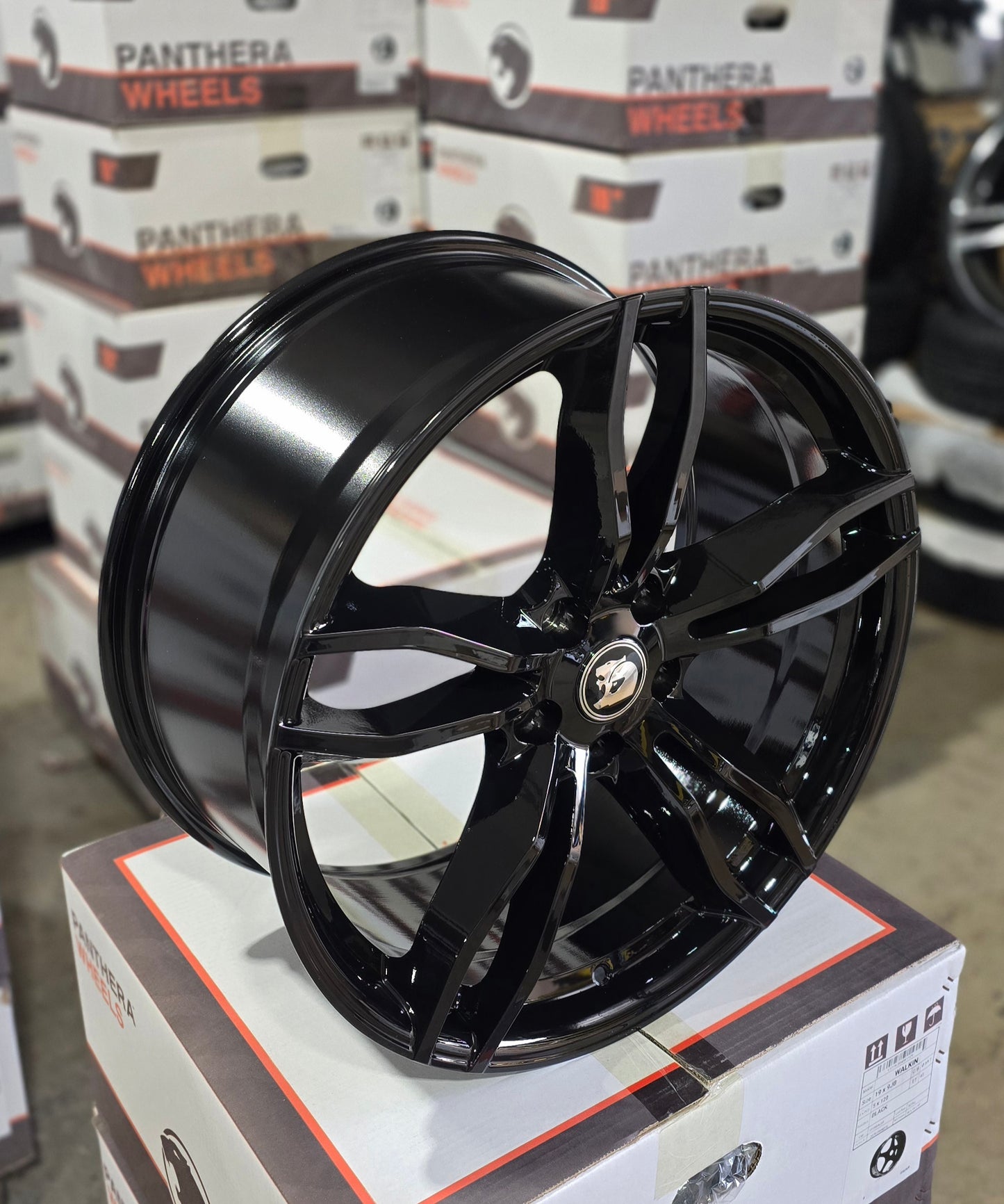 20" Rapier Wheels in Gloss Black, Staggered Fit