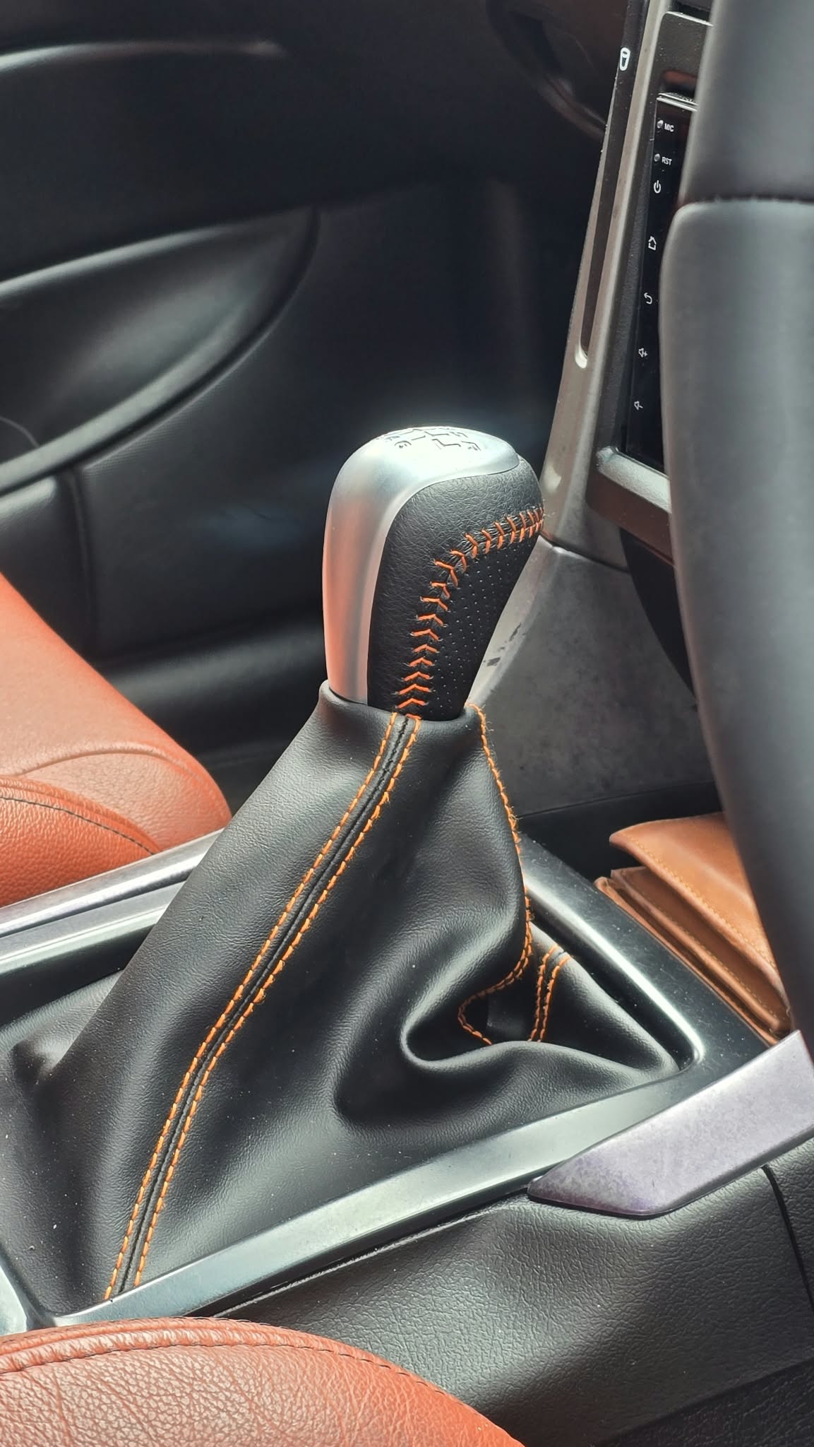 VY VZ Holden Commodore '6 Speed' Shifter Complete to suit T56 Holden and HSV VY VZ + WK WL