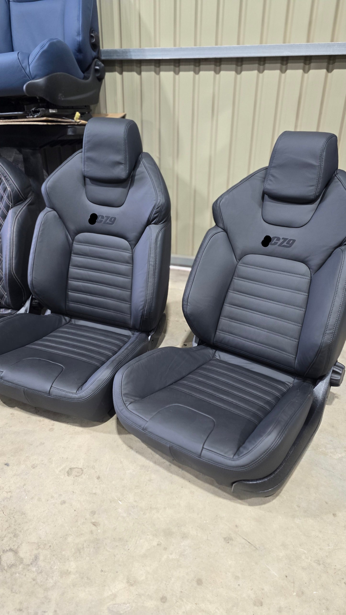 Transform Your 70 Series: Custom Deluxe 4x4 Seats (75–79) with Adaptors Included