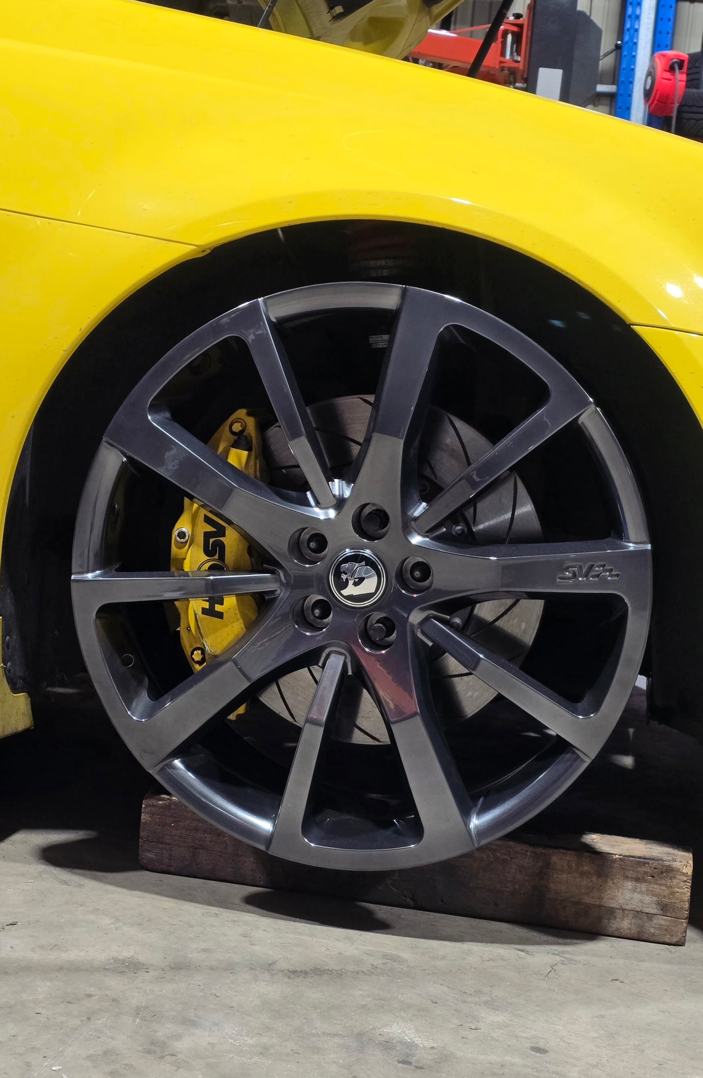 22" VE E3 SV Performance Clubsport Forged Wheels Staggered