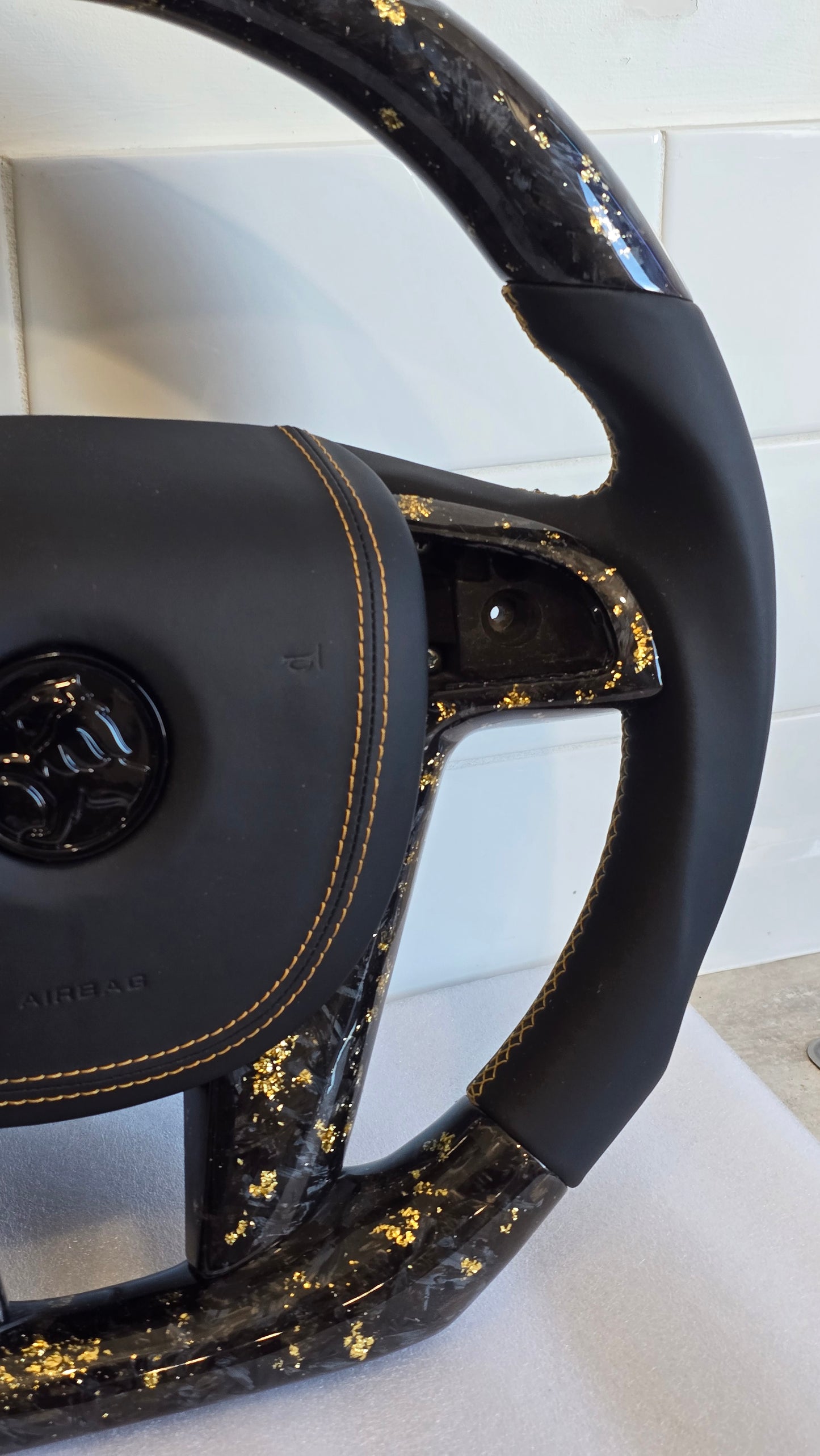 *New VE HSV Style Carbon Steering Wheel
