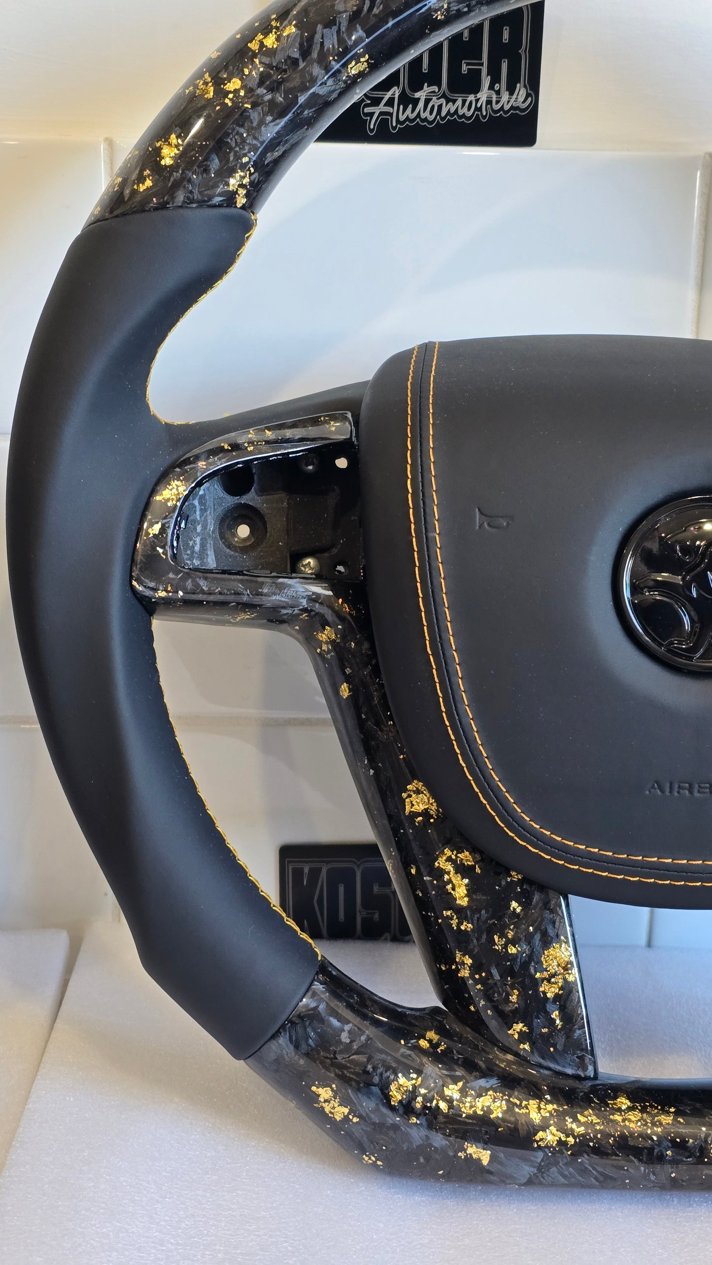 *New VE HSV Style Carbon Steering Wheel
