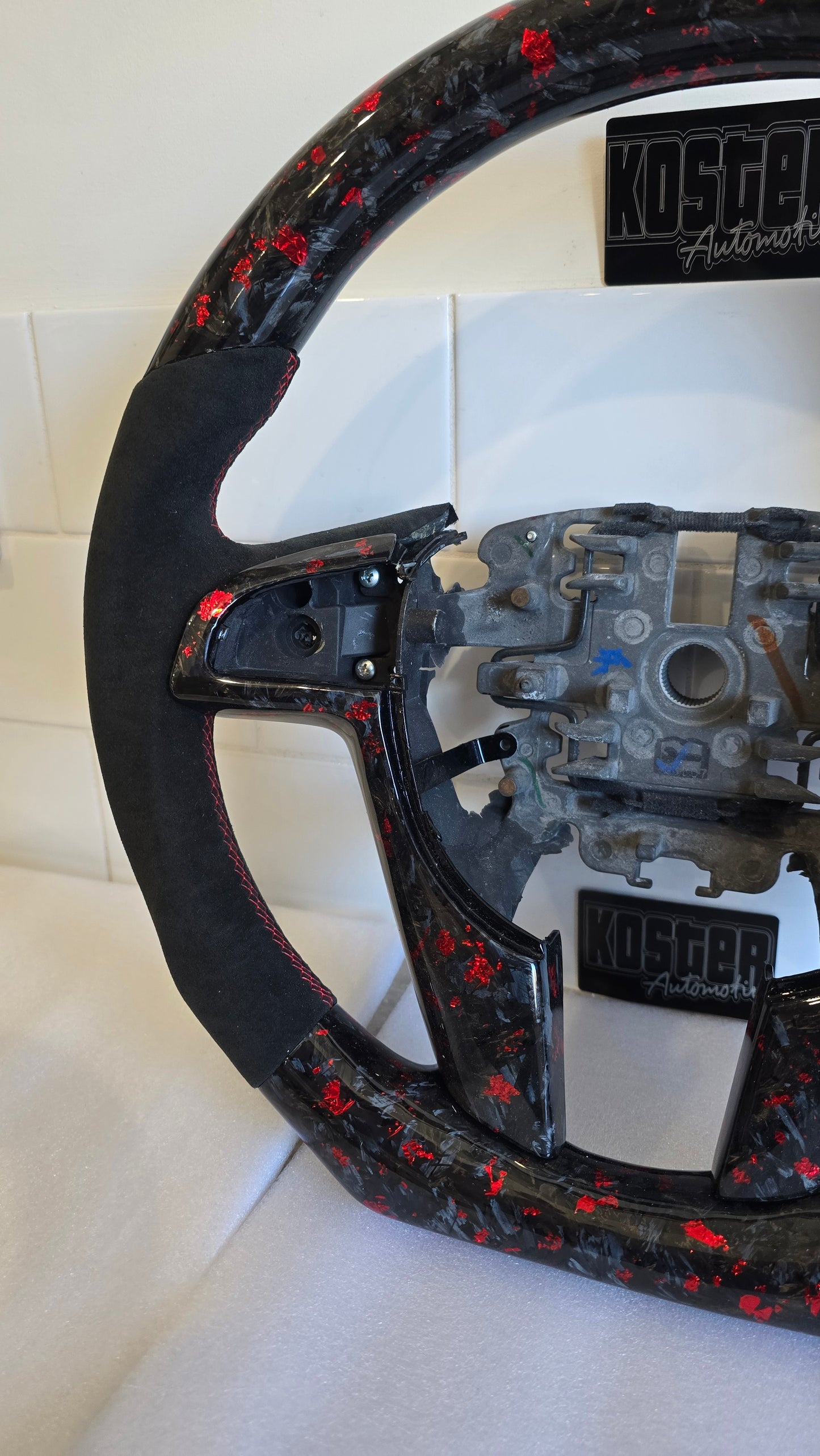 *New VE HSV Style Carbon Steering Wheel