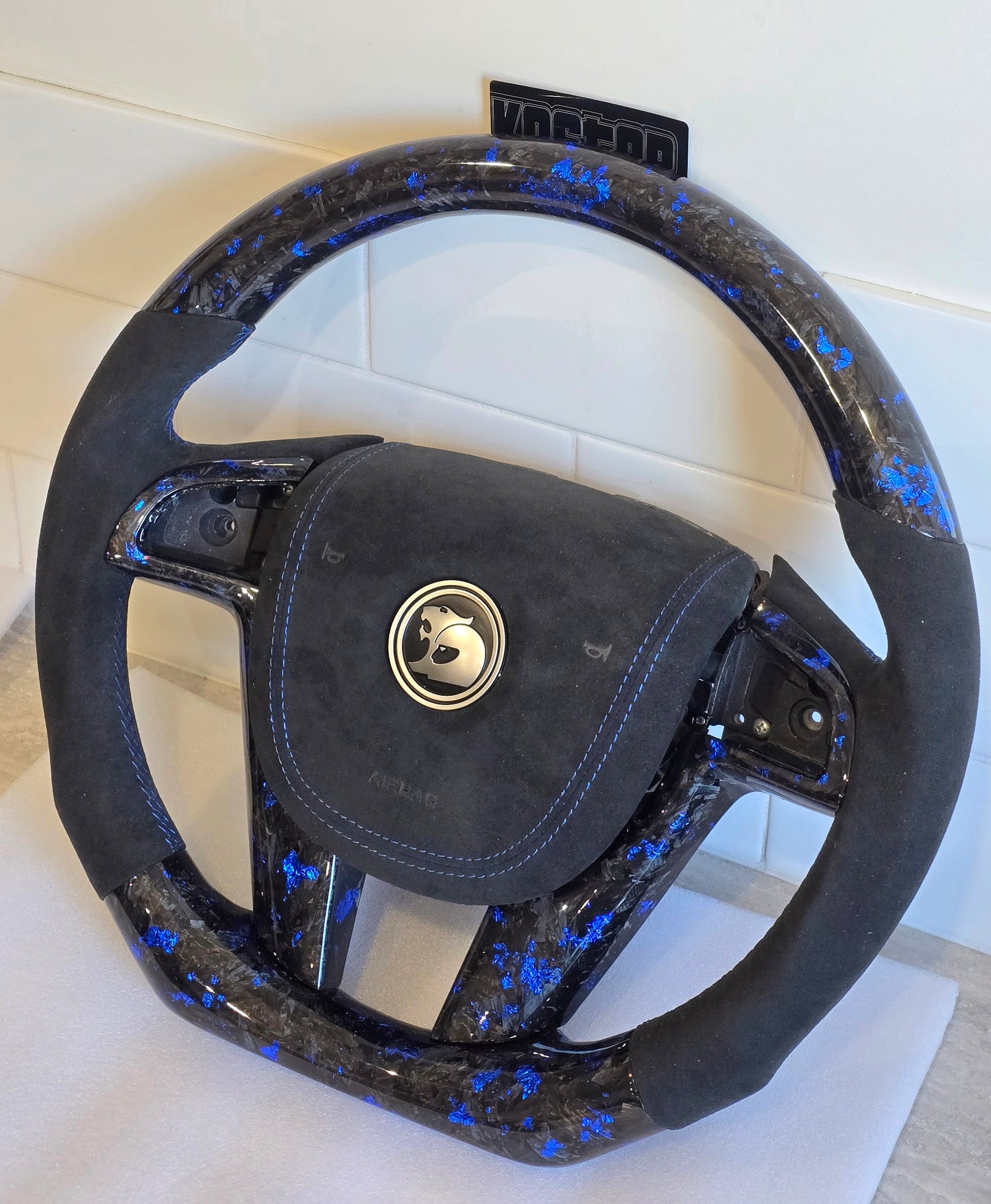 *New VE HSV Style Carbon Steering Wheel