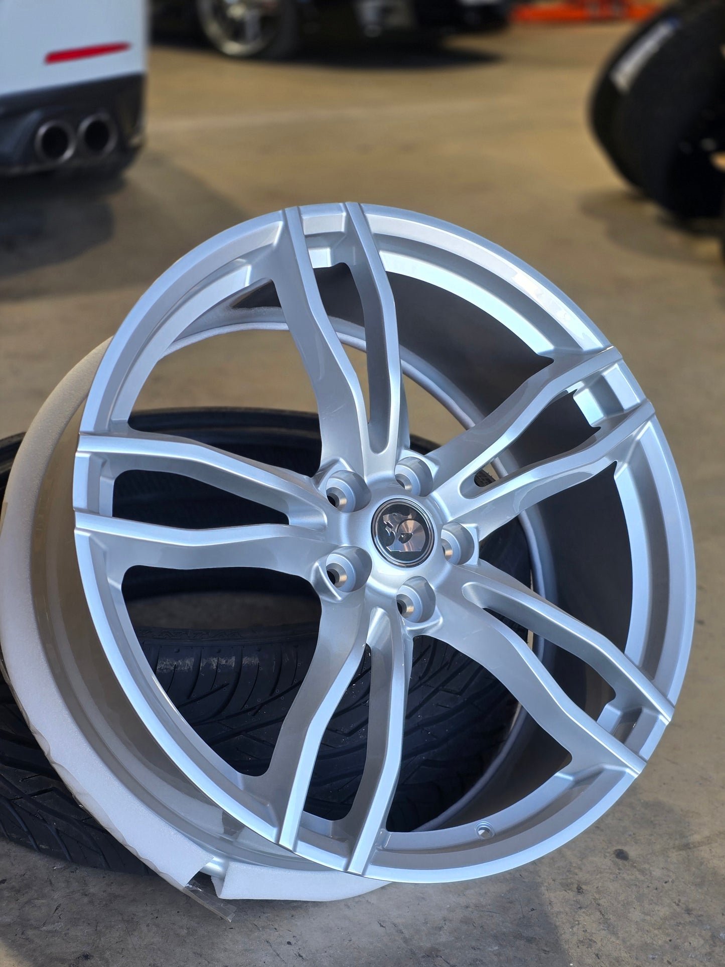 22" VF SV Rapier Forged Wheels Staggered