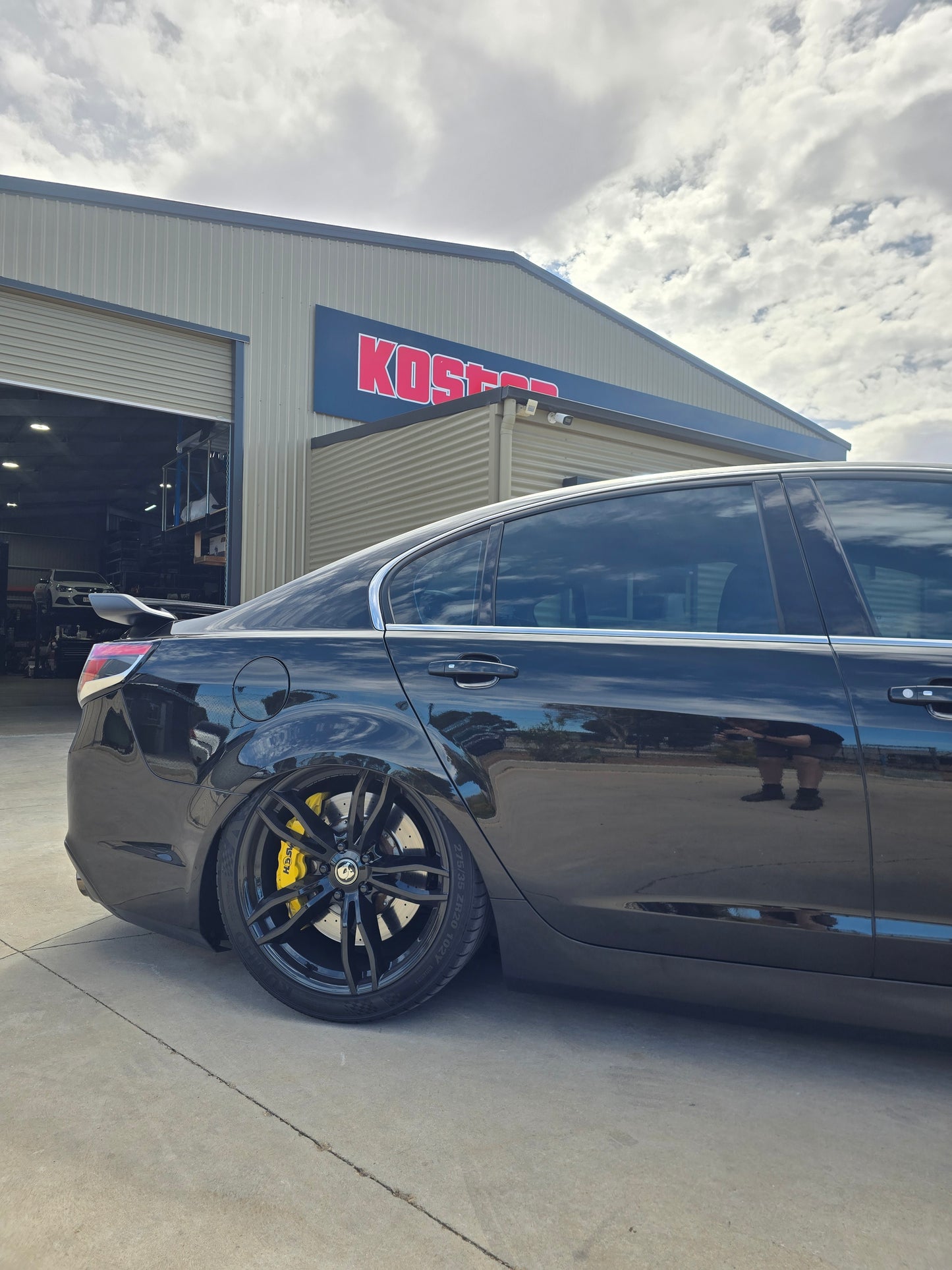 20" Rapier Wheels in Gloss Black, Staggered Fit