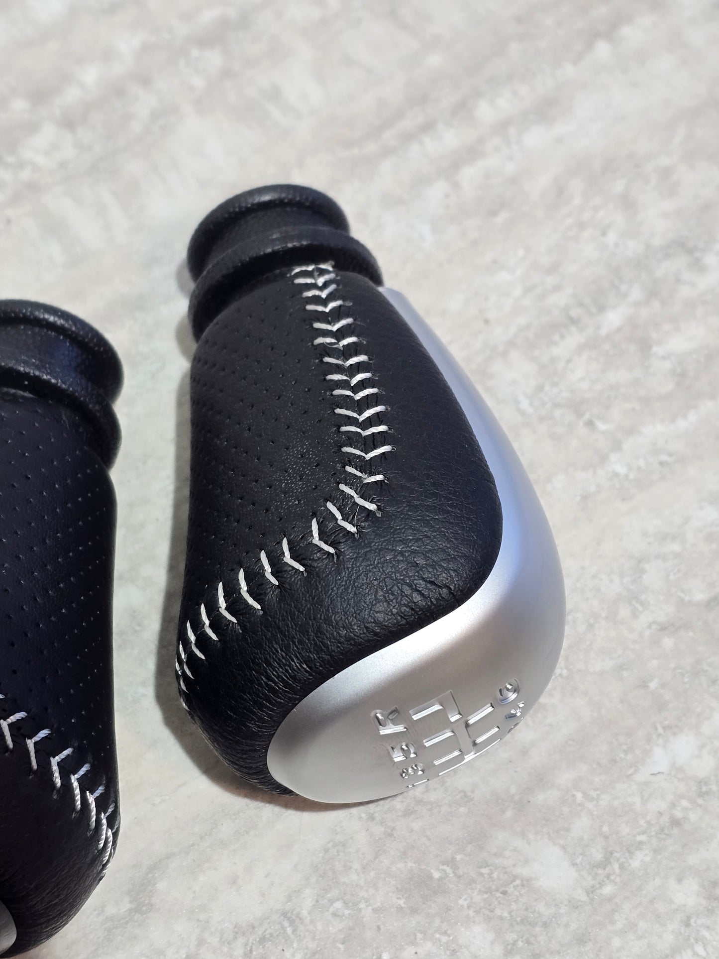 V8 6sp Gear Knobs T56 and TR6060 VT VU VX VY VZ WH WK WL VE WM