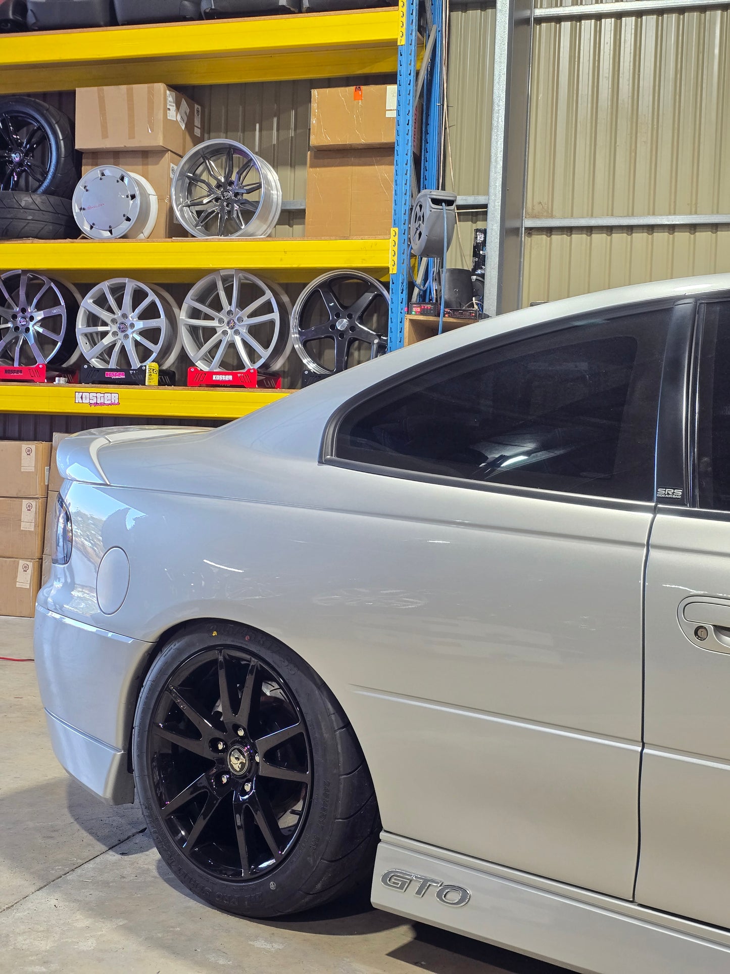17" VZ R8 / GTO HSV Forged Wheels Drag Pack / Roll Racing VS-VZ