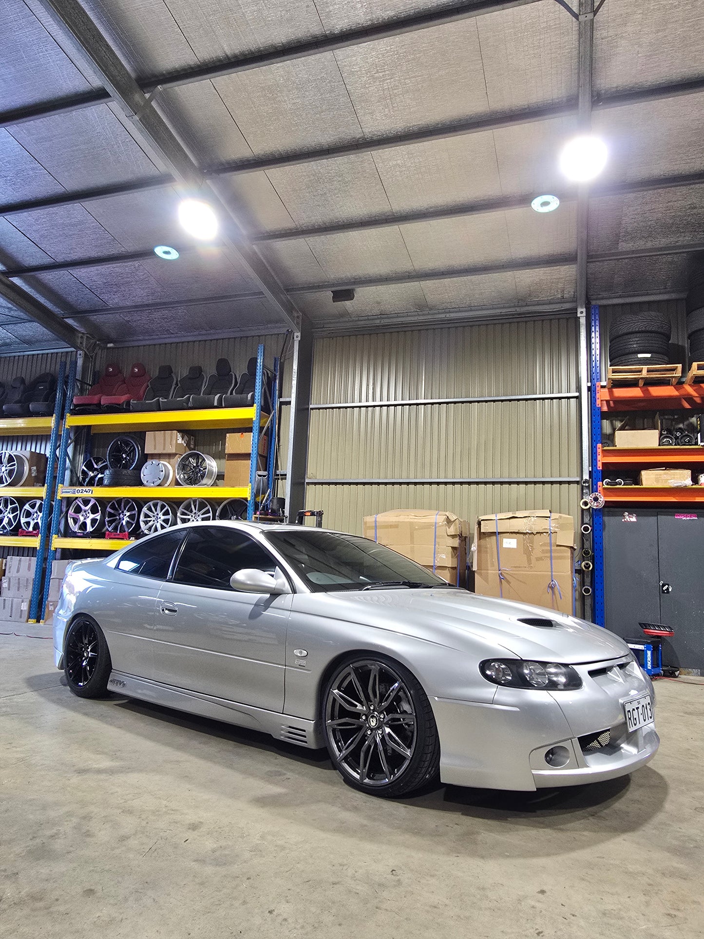 17" VZ R8 / GTO HSV Forged Wheels Drag Pack / Roll Racing VS-VZ