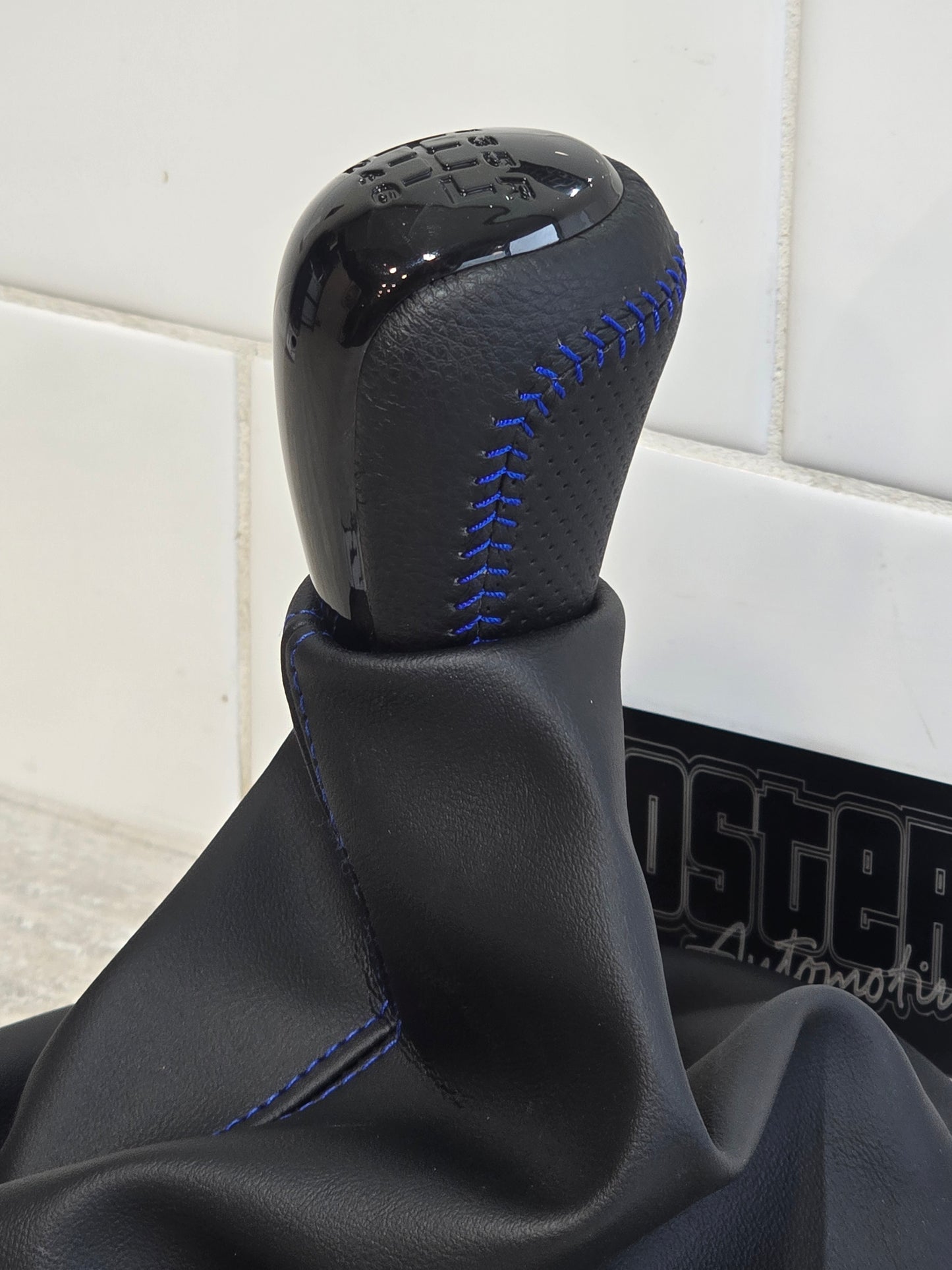 VT-VU-VX Holden Commodore '6 Speed' Shifter Complete to suit T56 Holden and HSV