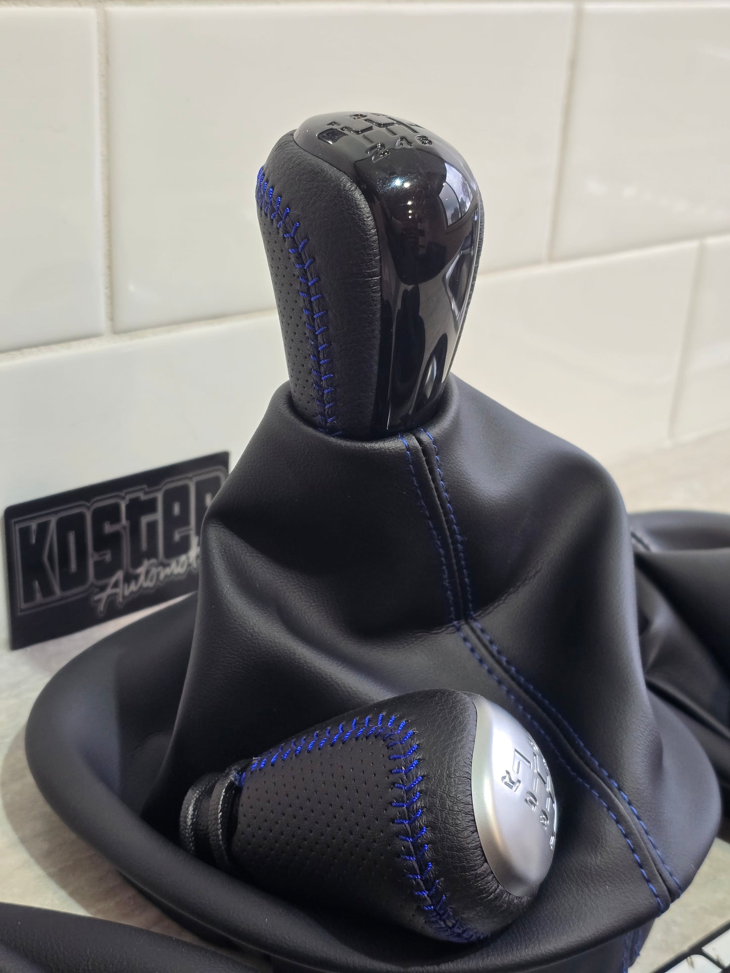 VT-VU-VX Holden Commodore '6 Speed' Shifter Complete to suit T56 Holden and HSV