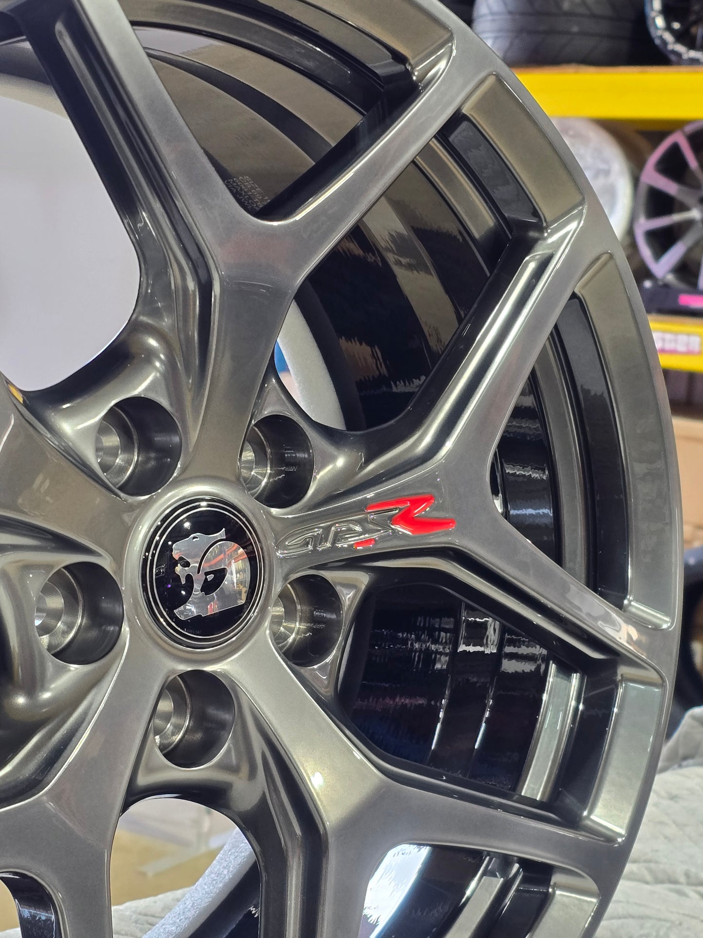 19" 'FORGED' VF HSV GTSR Wheels 'Engraved'