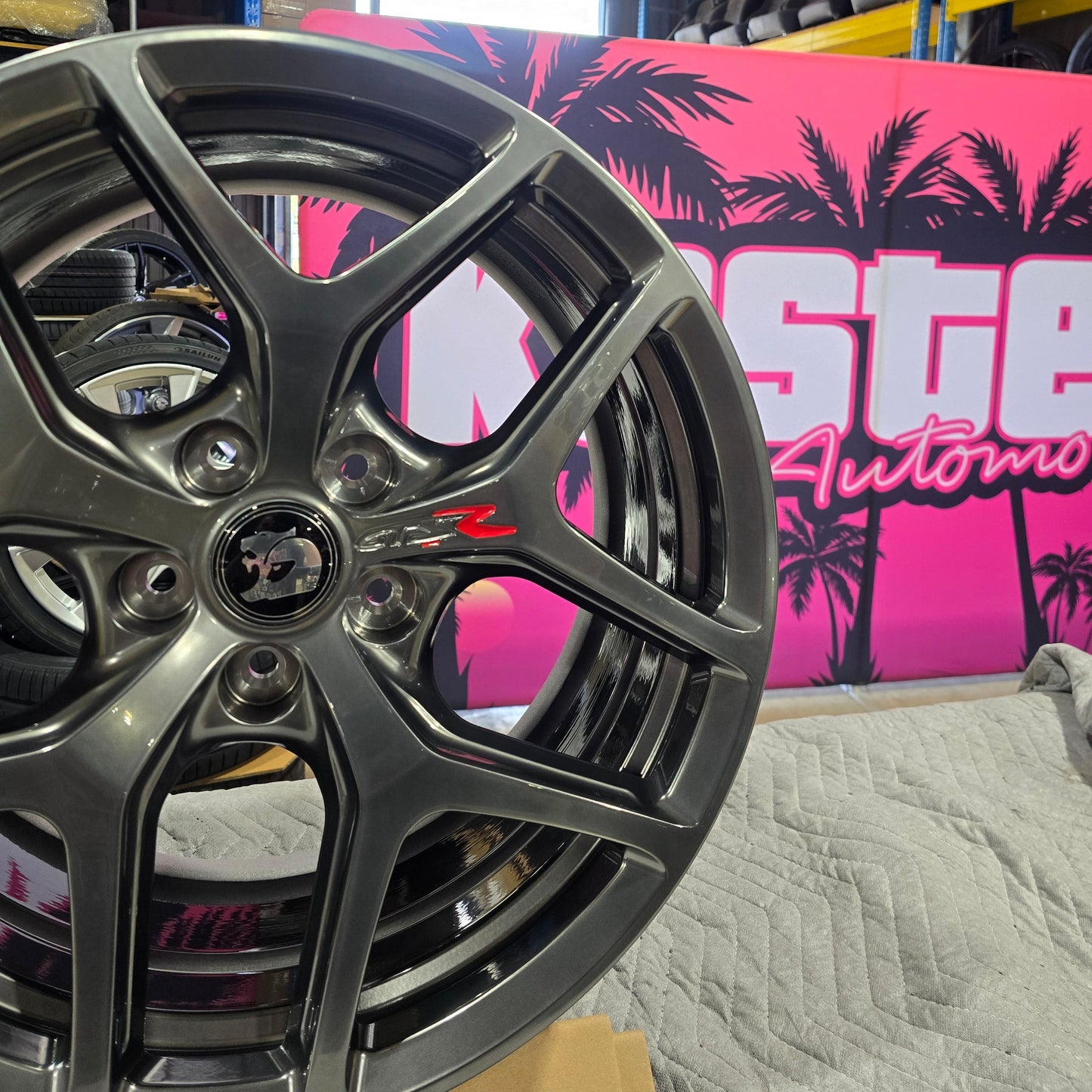 19" 'FORGED' VF HSV GTSR Wheels 'Engraved'