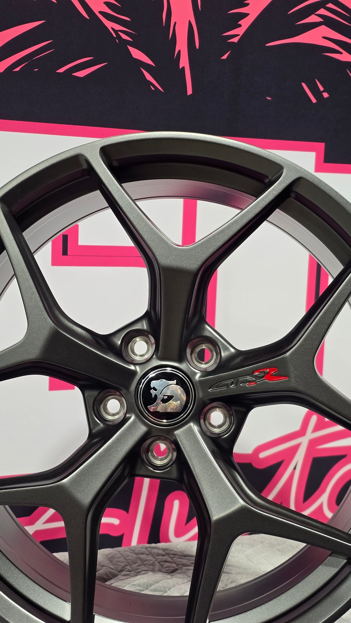 20" VF HSV GTSR Engraved Wheels – Hyper Black, Gloss Black & NEW Satin Metallic Black 🔥