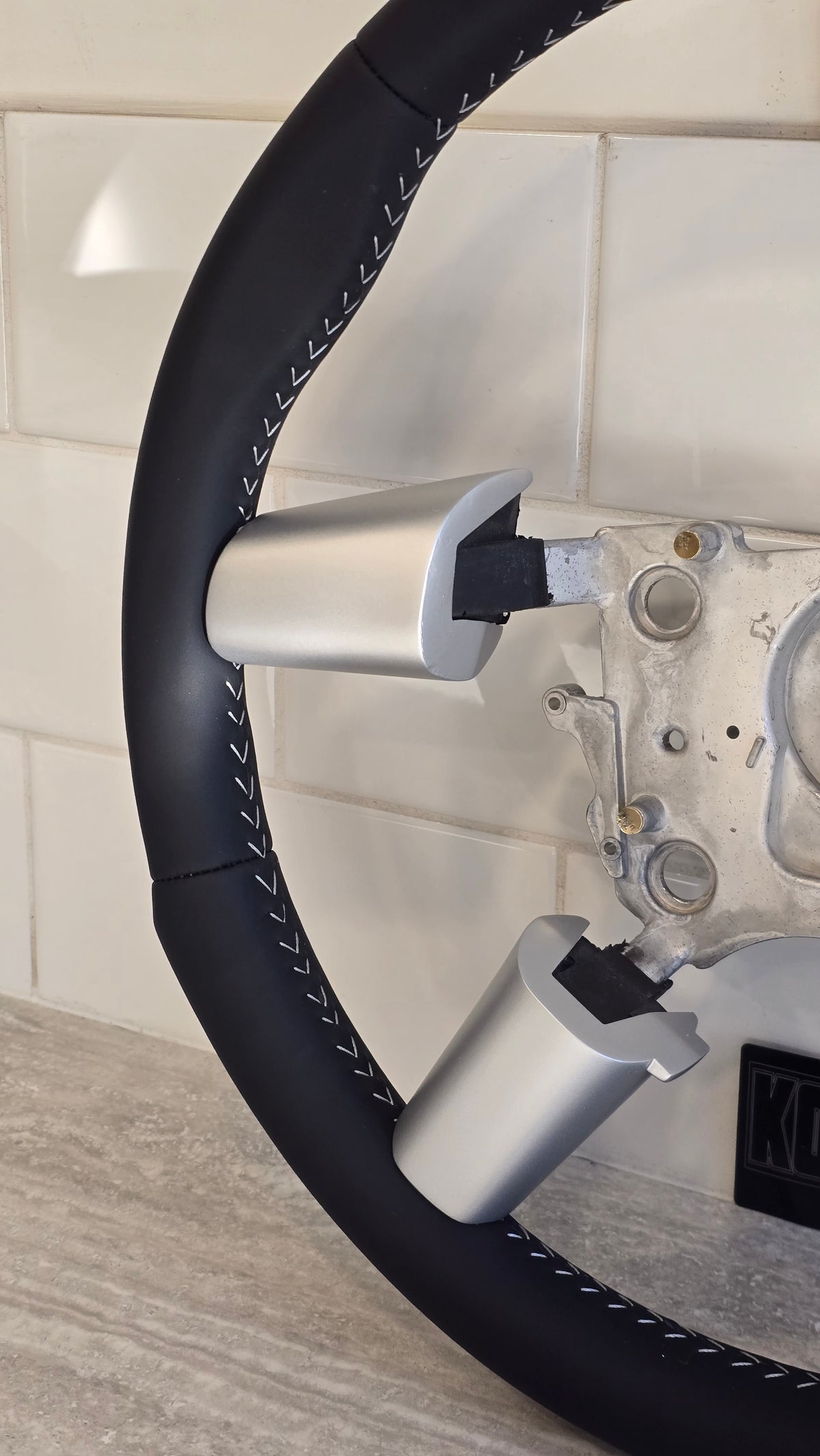 New VY VZ SS & HSV Style Steering Wheels