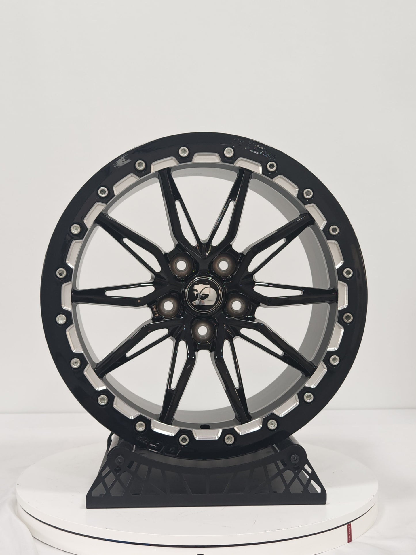 18" GTS Forged Beadlock Wheels VE-VF