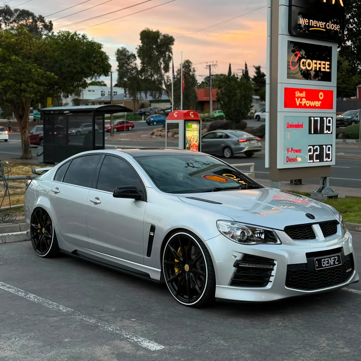 22" VF Gen-F2 HSV GTS Forged Wheels 🔥 NO Rolled Guards Needed