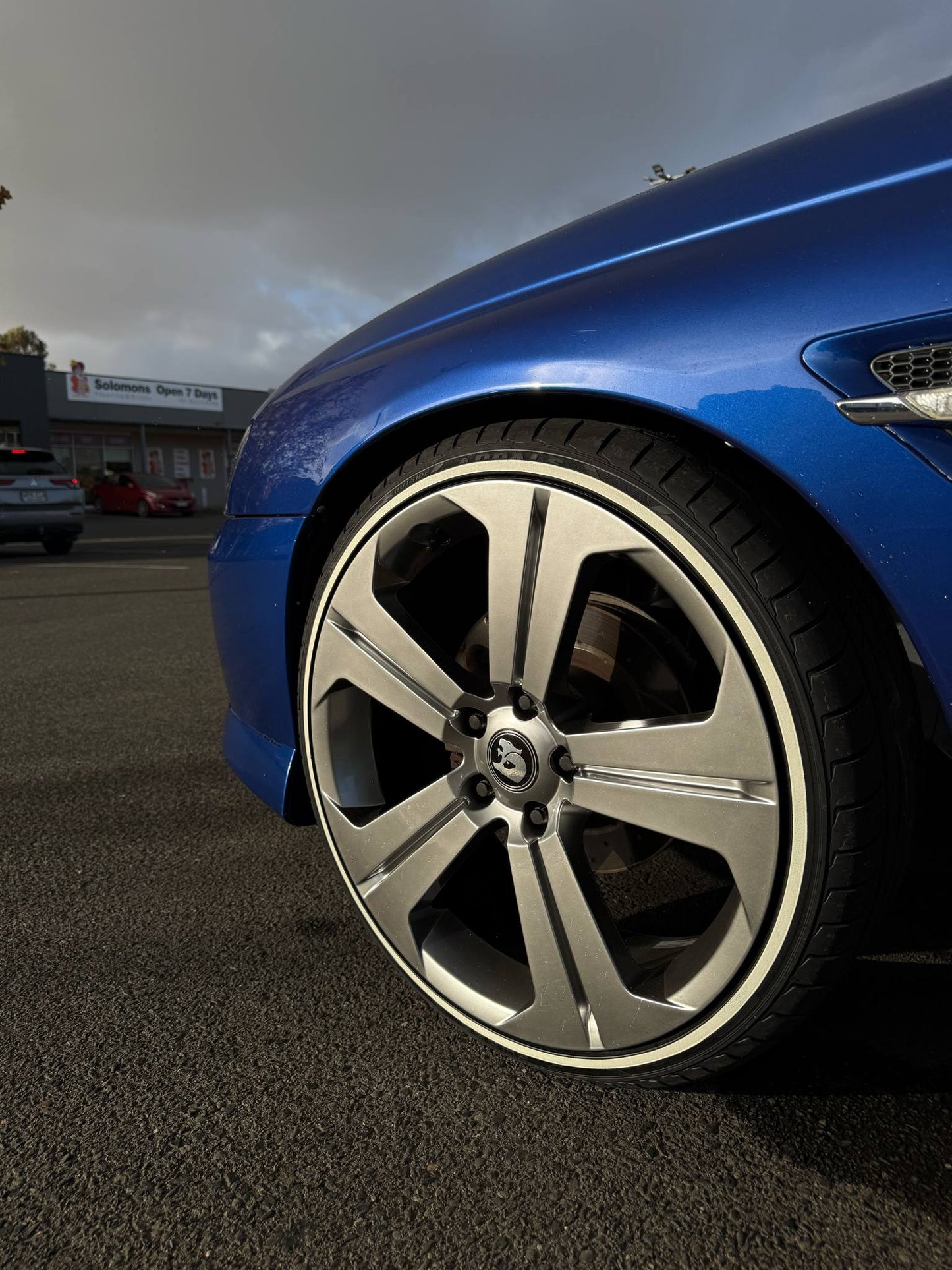 20 or 19" VY GTS Hammerhead Shadow Chrome Wheels